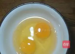 Illustration of how to make fried shrimp with cucumber and egg 1