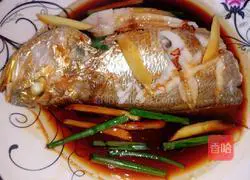 Illustration of how to make steamed yellow croaker 3