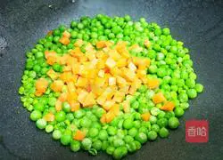 Illustration of nutritious and delicious fried beef with peas 14