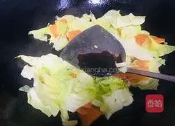 Illustration of how to make cabbage in oyster sauce 6