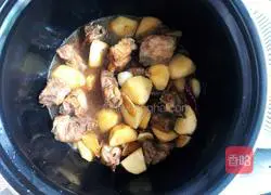 Illustration of Braised Taro Pork Ribs 7