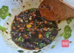 Illustration of how to make saliva chicken 9