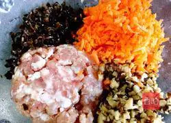 Illustration of how to make dumpling skin pies 2