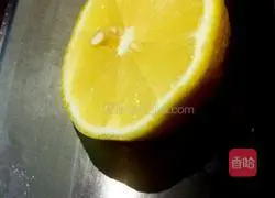 Illustration of how to make chicken gizzards with lemon 3