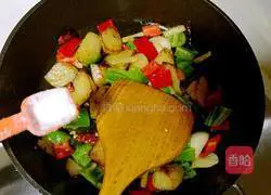 Illustration of how to make stir-fried chicken nuggets 12