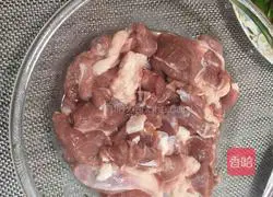 zi Illustration of how to make mutton 1