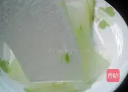 Illustration of how to make crystal winter melon rolls 4