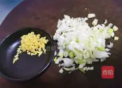 Illustration of how to make braised pork rice bento 3