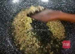 Illustration of how to make noodles with crabs 9