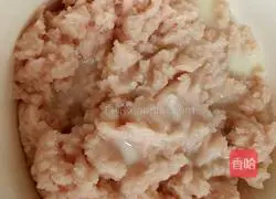 Illustration of how to make homemade fish balls 7