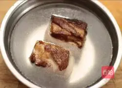 Illustration of how to make pork with pickles and vegetables 7