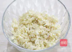 Illustration of how to make steamed shrimp with garlic vermicelli 3