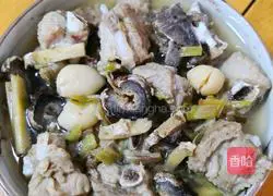 Illustration of how to make steamed pork ribs with sea cucumber 7