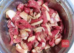 Cumin mutton cat ears recipe 7