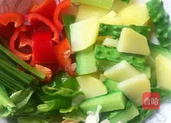 Illustration of how to make spicy shrimps 6