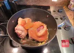 Illustration of how to make braised pork knuckle that melts in your mouth 2