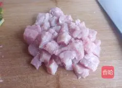 Illustration of how to make pineapple sweet and sour meat 4