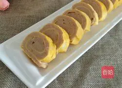 Illustration of how to make egg roll meat 12