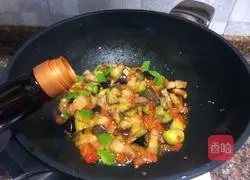 Illustration of how to cook pork with double eggplants 12