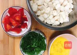 Illustration of how to make fried steamed buns 1