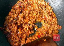 Illustration of how to make fried minced meat with edamame rice 13