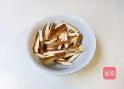 Illustration of how to make green and red dried five-spice 3