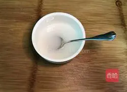 Illustration of how to make peas with rotten meat in tomato sauce 4