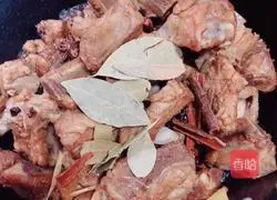 Braised Spare Ribs (Sauce Spare Ribs) Recipe Illustration 4