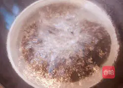 Illustration of how to make boiled nine-section shrimp 3