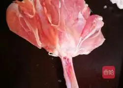 Illustration of how to make stir-fried chicken with water chestnuts 5