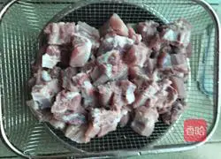 Illustration of how to cook pork ribs with potatoes 2