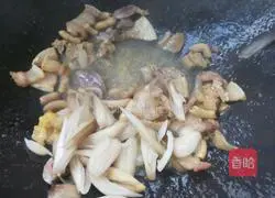 Illustration of how to make fried chicken with sour garlic heads 7