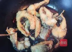 Braised grass carp recipe 13