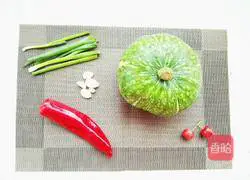 Illustration of how to make vinegar-based pumpkin shreds 1