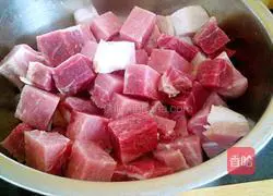 Braised Pork and Potatoes Illustration of how to make potatoes 1