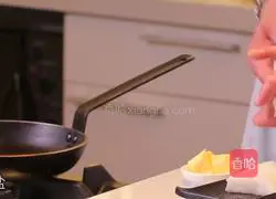 Illustration of how to make pan-fried New Zealand cod 1