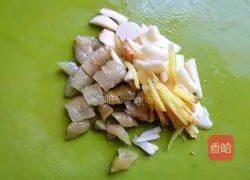 Illustration of how to make fish-flavored shredded chicken 5