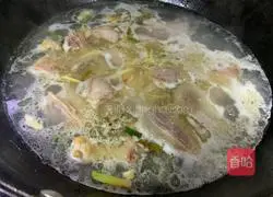 Illustration of how to stew salted goose with baby cabbage 3