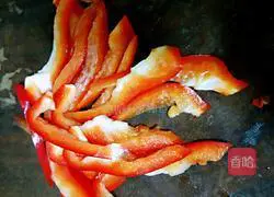 Illustration of how to make fried meat with garlic sprouts 12