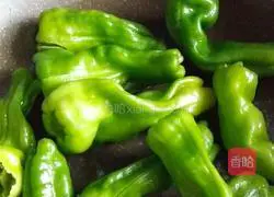 Illustration of how to make tiger skin green pepper for super rice 6