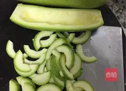 cornered Illustration of how to make fried ham with melon 2