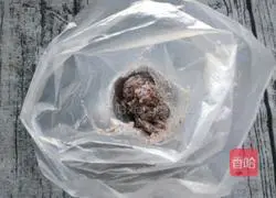 Illustration of how to make homemade shrimp crackers 9