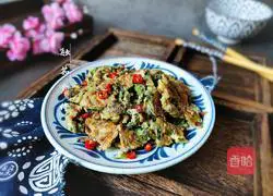 Illustration of how to make Chinese toon scrambled eggs 13