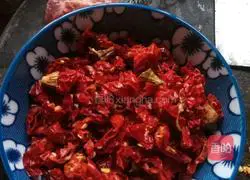 Illustration of how to make fried chicken with sour garlic heads 3