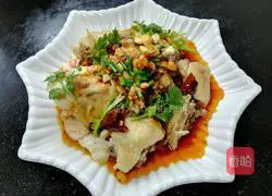 Illustration of how to make saliva chicken 9