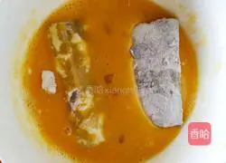 Illustration of how to make festive fried hairtail 4