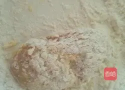 Illustration of how to make crispy fried chicken wings 9