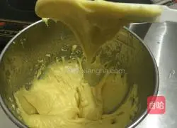 How to make swan puffs Illustration 5