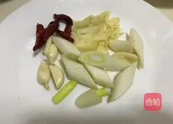 Illustration of how to make large plate chicken 4