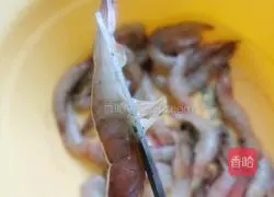 Illustration of how to make boiled shrimp 4